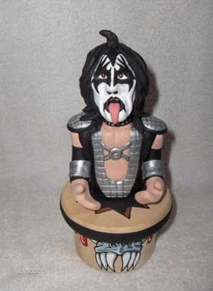 kiss gene crazy
